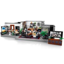 Queer Eye The Fab 5 Loft 12008 Toy Building Blocks 974pcs