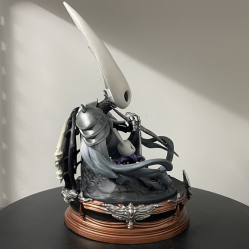 Hollow Knight GK Action Figure - The Pale King