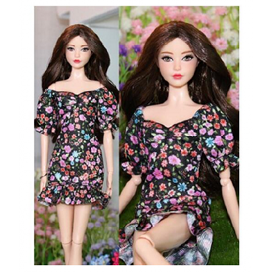AL Black Small Scraps Of Barbie Doll Is Clothes